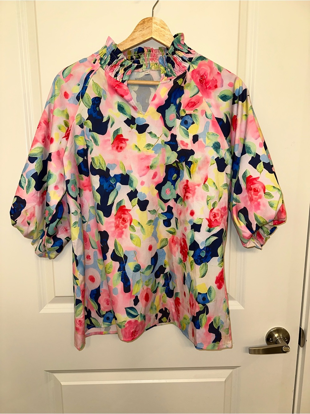 Floral Ruffle-Neck Women's Top in Pink and Blue Ballon Sleeves Large